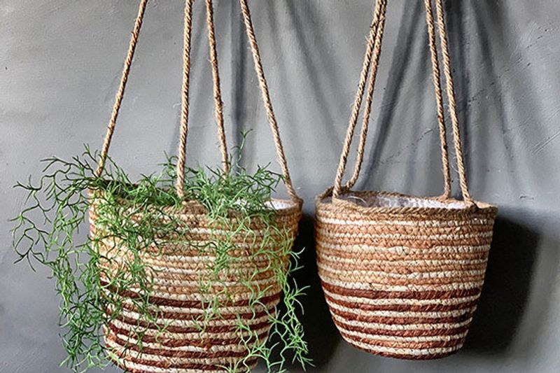 Potte av naturmaterialer, medium
